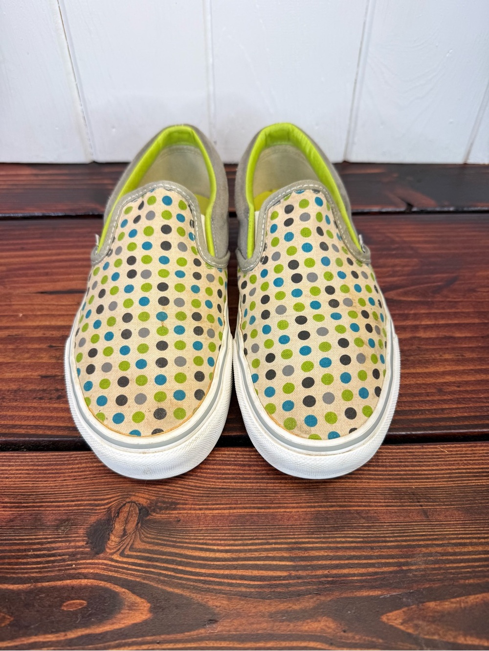 Vans Classic Slip-On Polka Dot Canvas Sneakers Women’s 9.5 Men’s 8